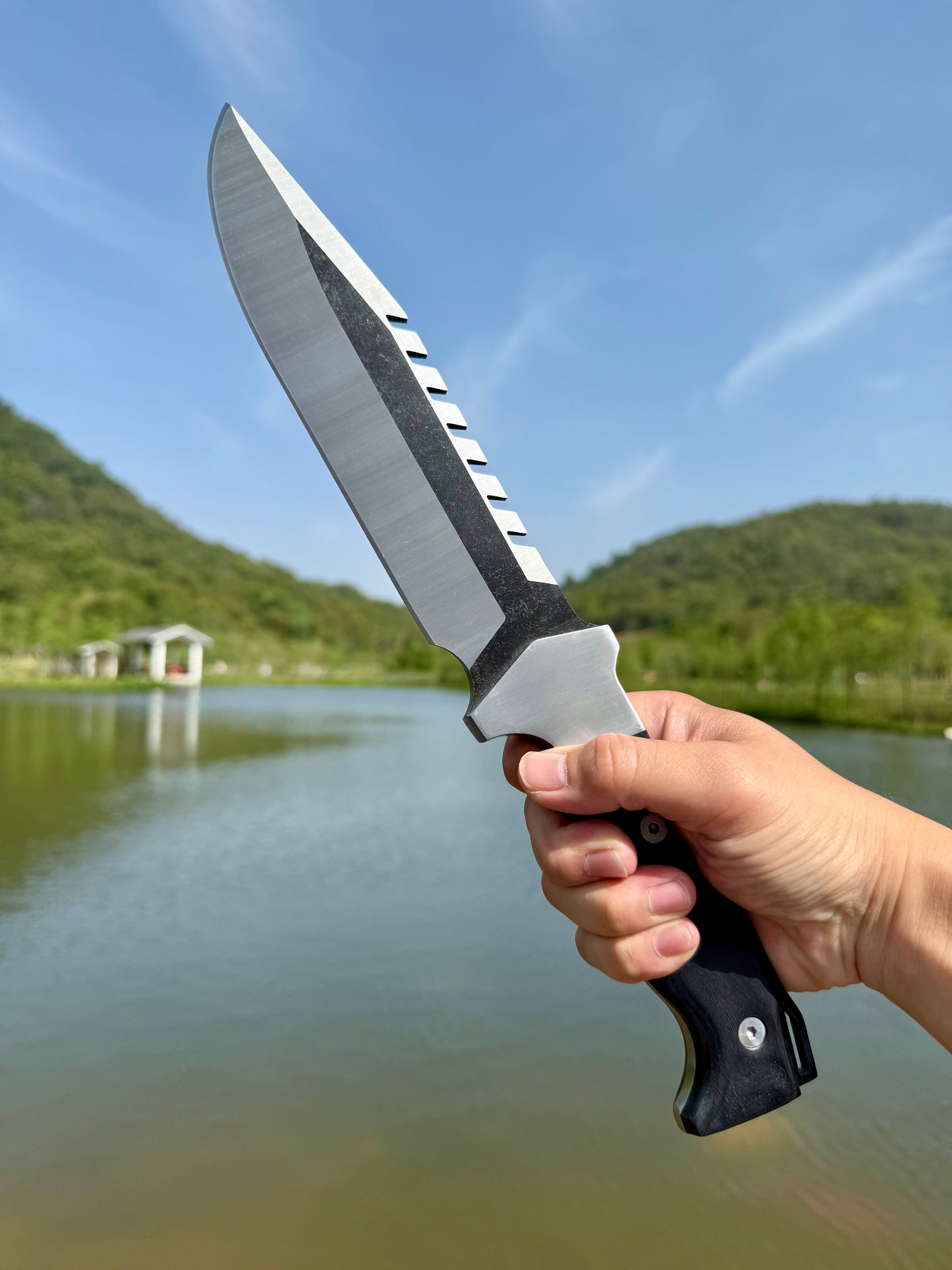 BY2 Outdoor Survival Knife